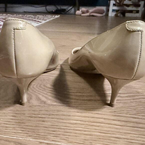 Jimmy Choo Nude Patent Leather Pointed Toe Pumps - Picture 4 of 16